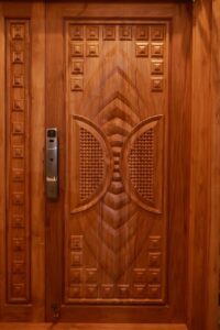 photo_6122922471607438163_y