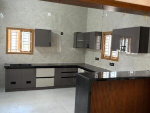 photo_6122922471607438126_y