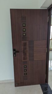 photo_6122922471607438169_y